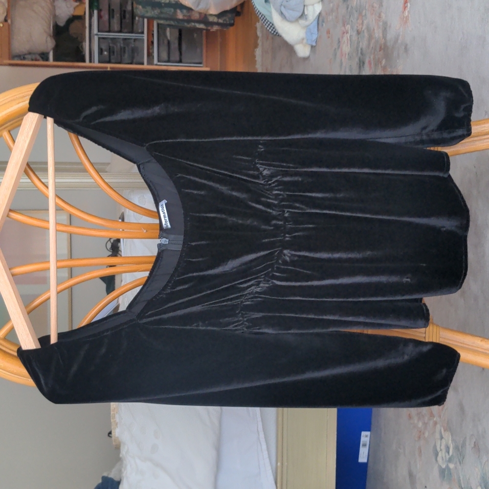 Reformation Rory Top - Picture 2 of 3